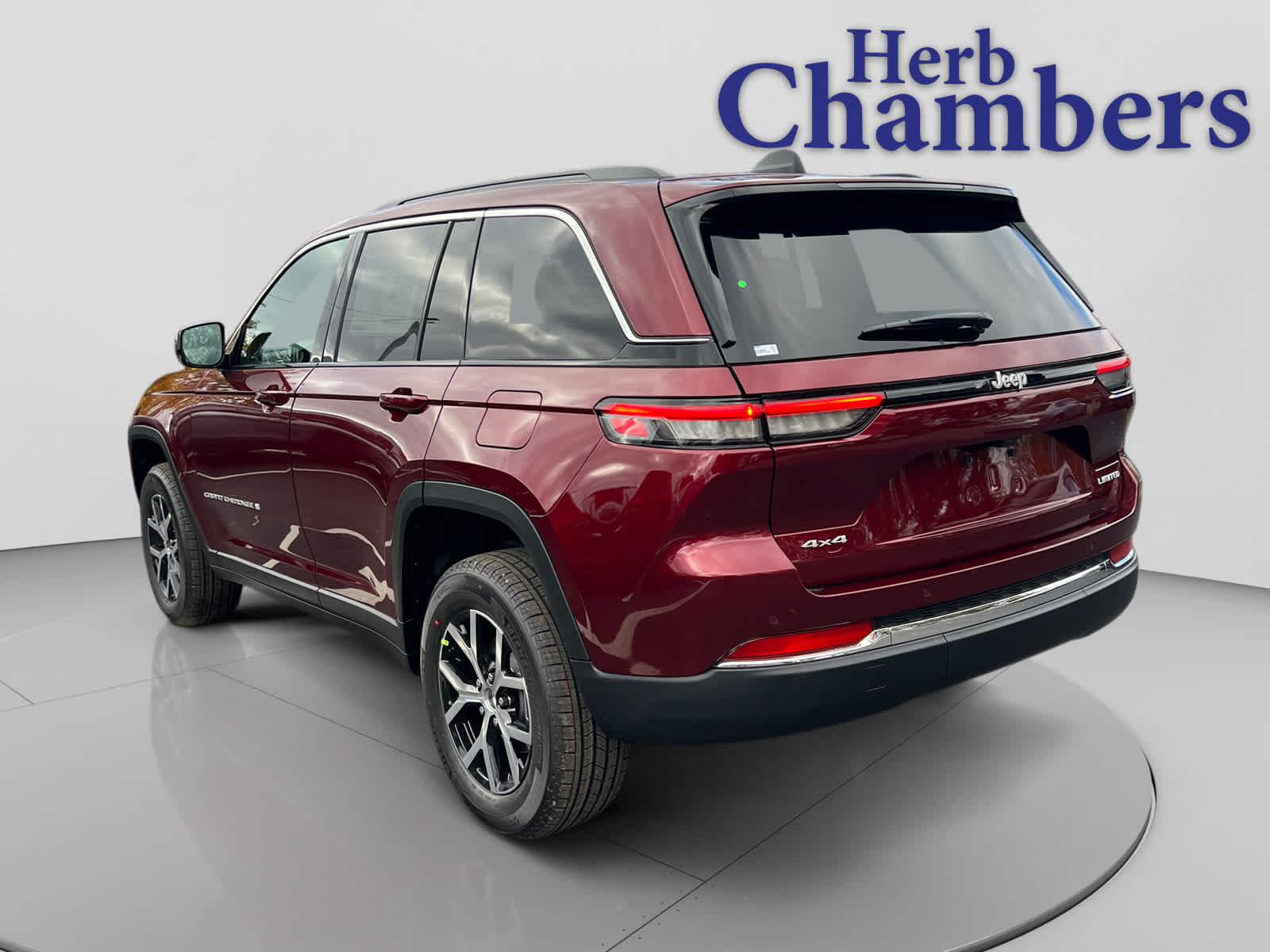 new 2025 Jeep Grand Cherokee car, priced at $47,410