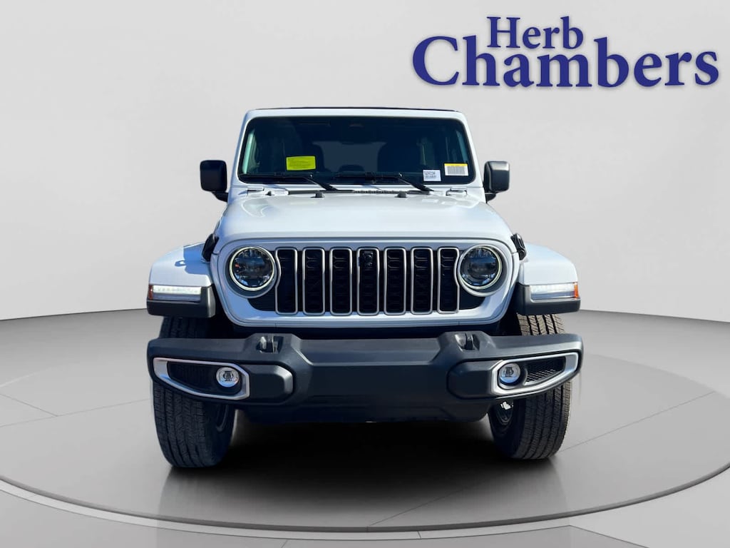 New 2026 Jeep Wrangler 4-DOOR SAHARA Sport Utility