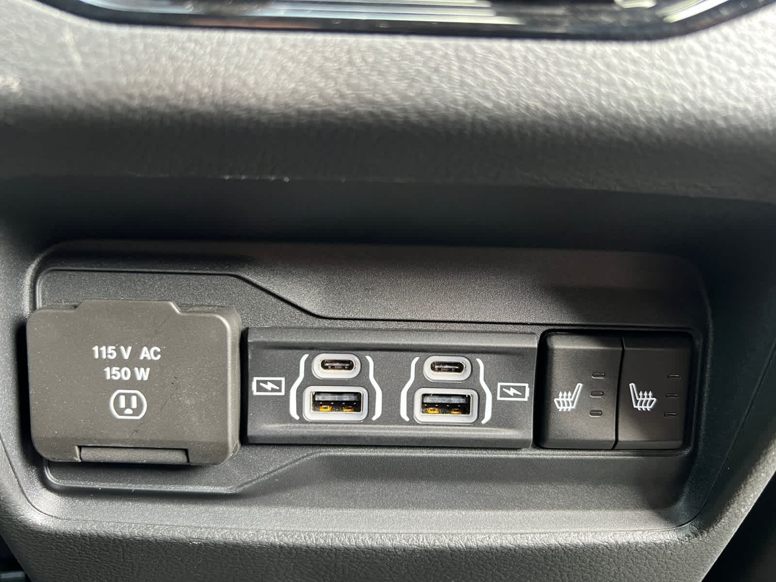 used 2025 Jeep Grand Cherokee car, priced at $37,497