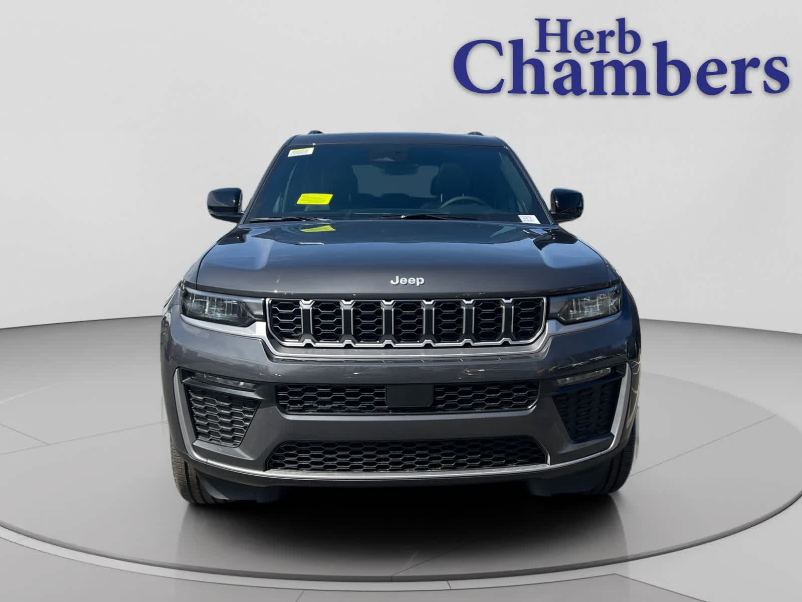 new 2026 Jeep Grand Cherokee car, priced at $51,745