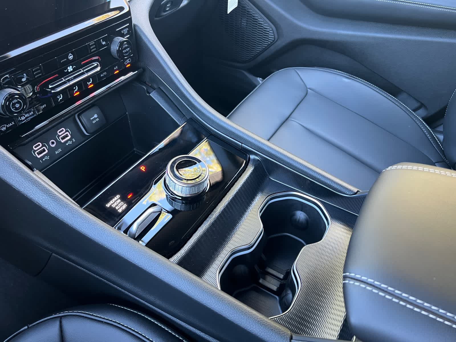 new 2025 Jeep Grand Cherokee car, priced at $47,810