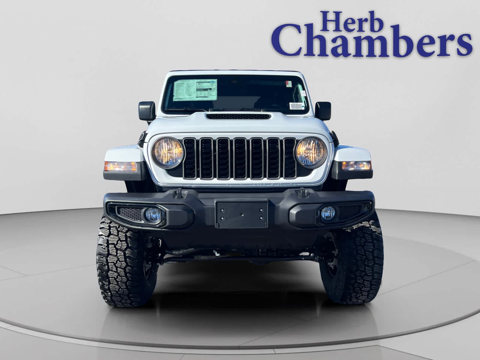 new 2025 Jeep Gladiator car, priced at $73,900