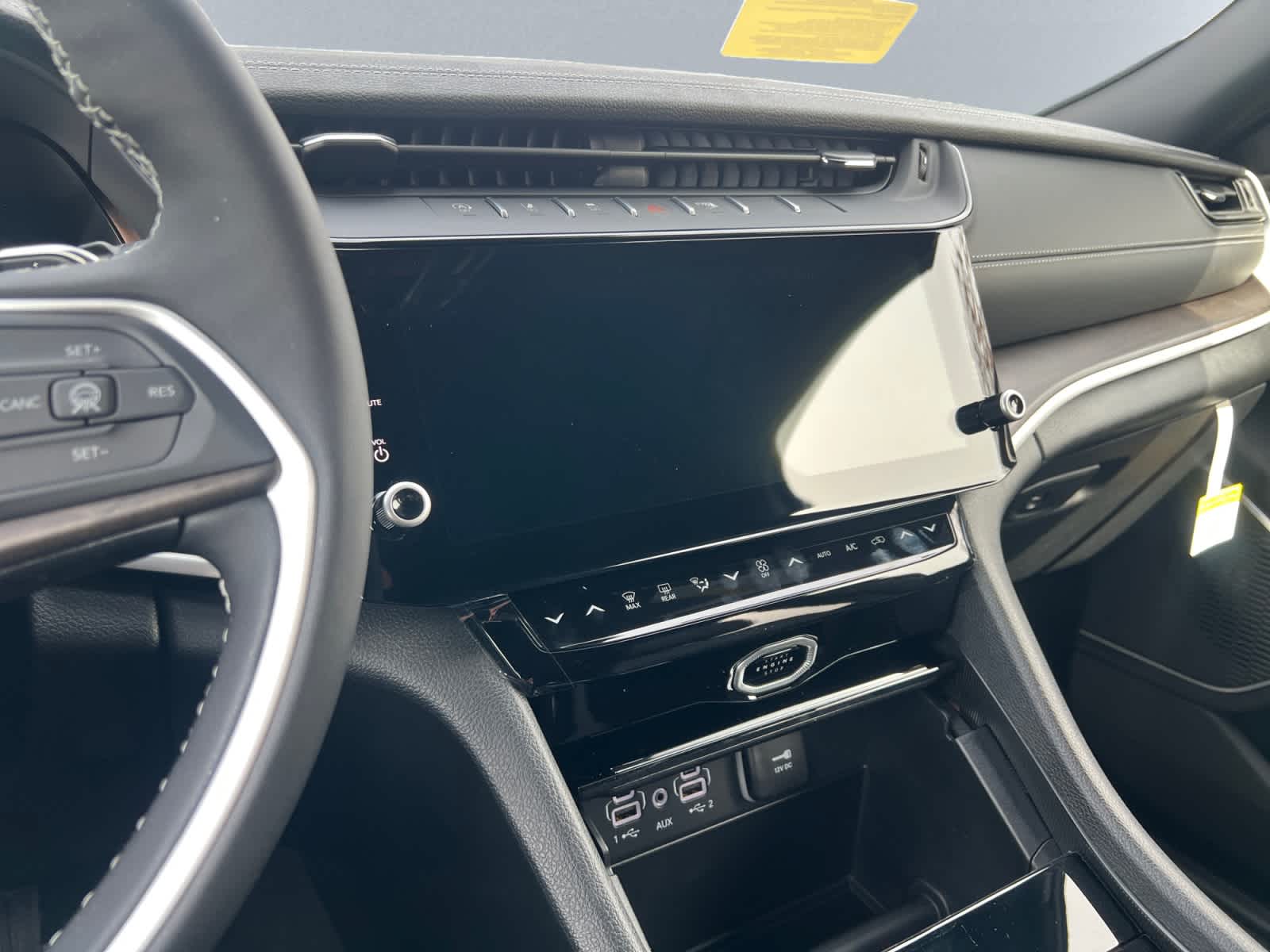 new 2026 Jeep Grand Cherokee car, priced at $52,630