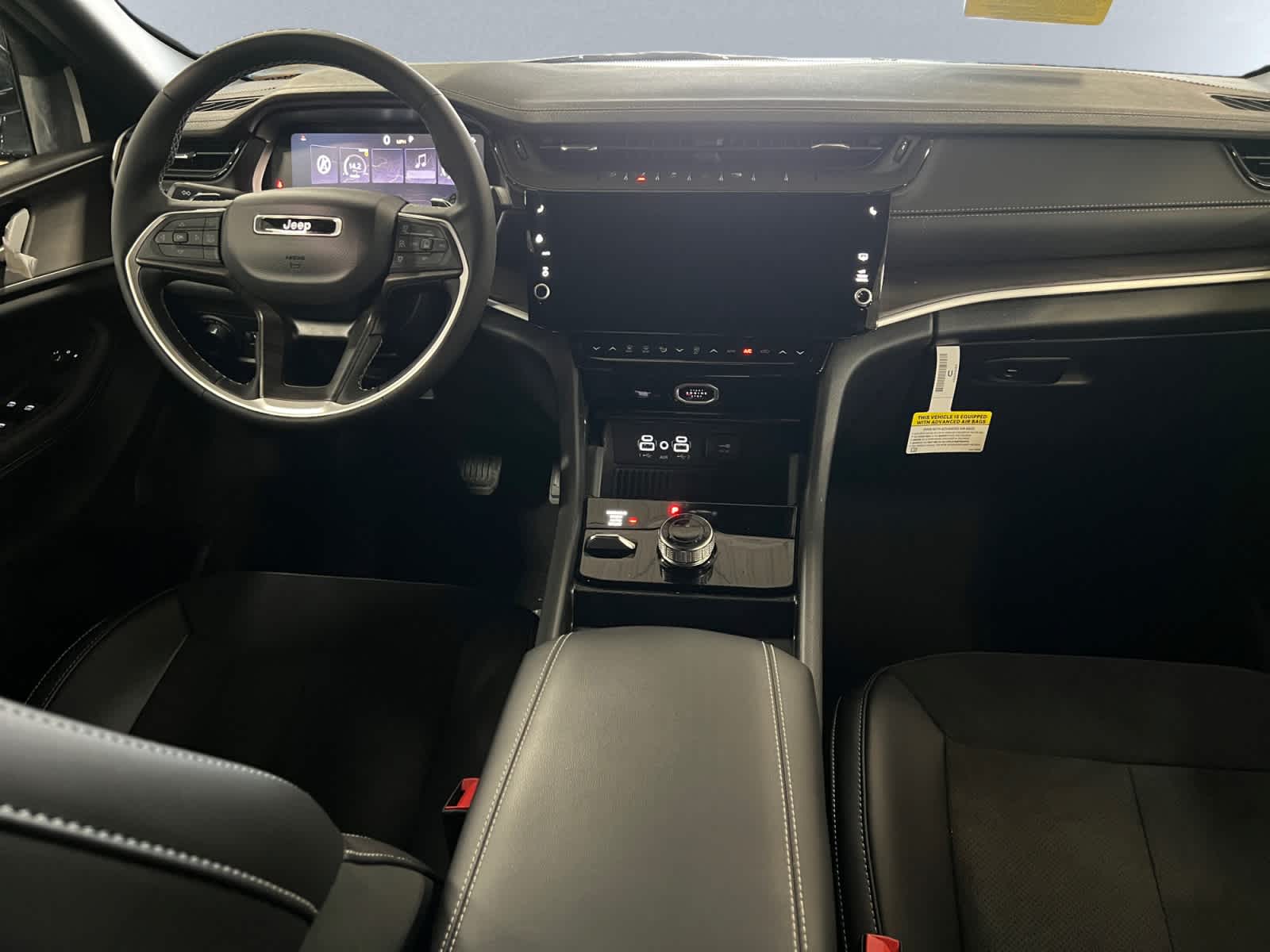 new 2026 Jeep Grand Cherokee car, priced at $49,170