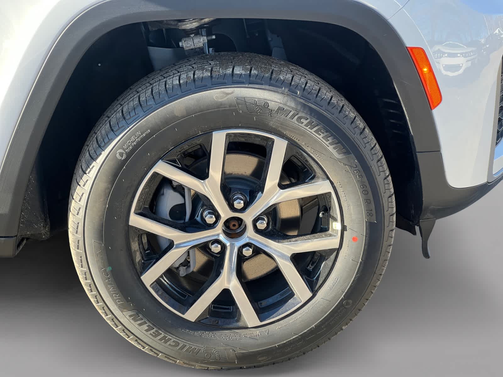 new 2026 Jeep Grand Cherokee car, priced at $47,985