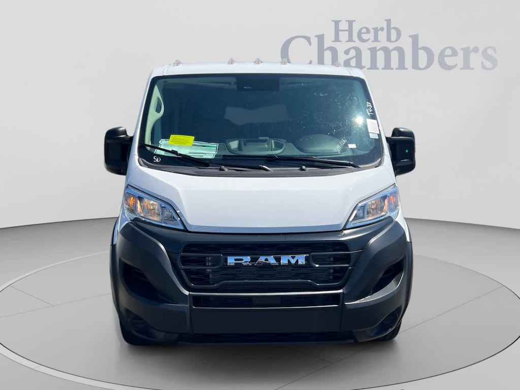 New 2026 Ram ProMaster PROMASTER 1500 TRADESMAN CARGO VAN LOW ROOF 118' W Cargo Van