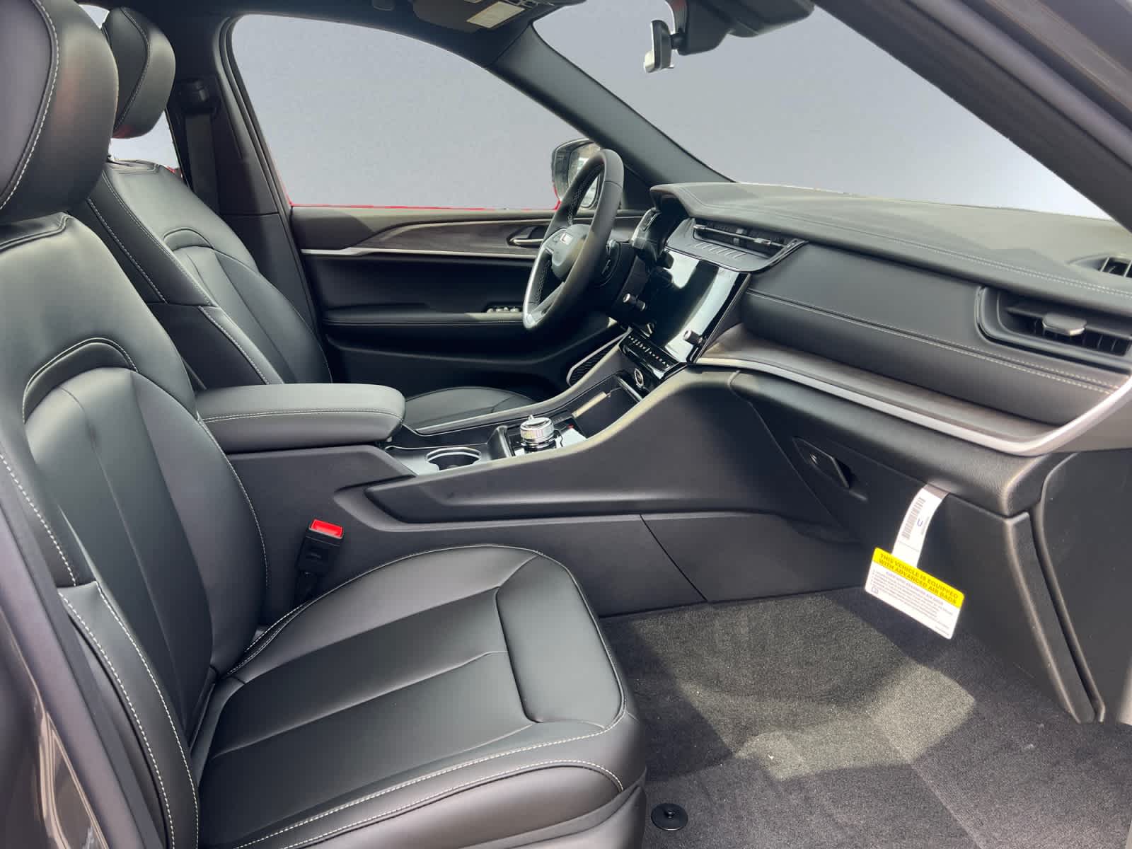 new 2026 Jeep Grand Cherokee car, priced at $53,225