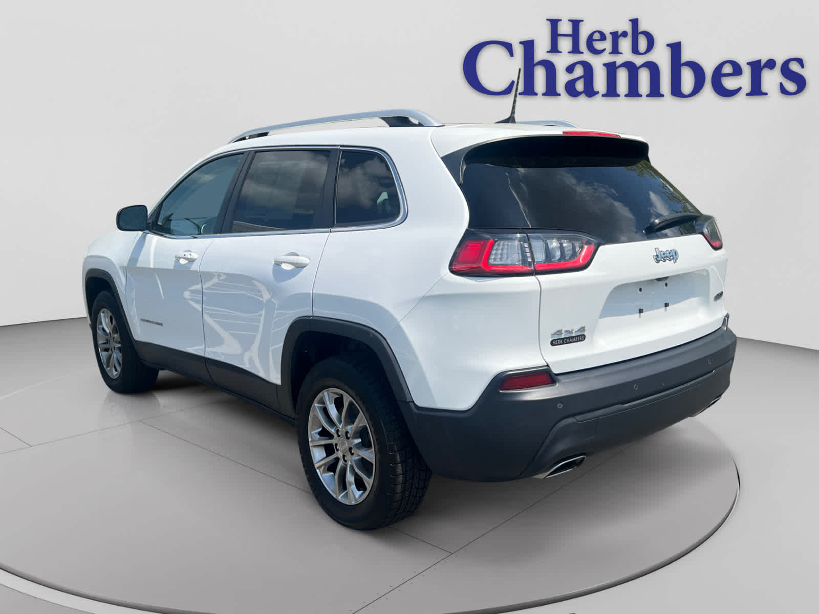 used 2019 Jeep Cherokee car, priced at $18,997
