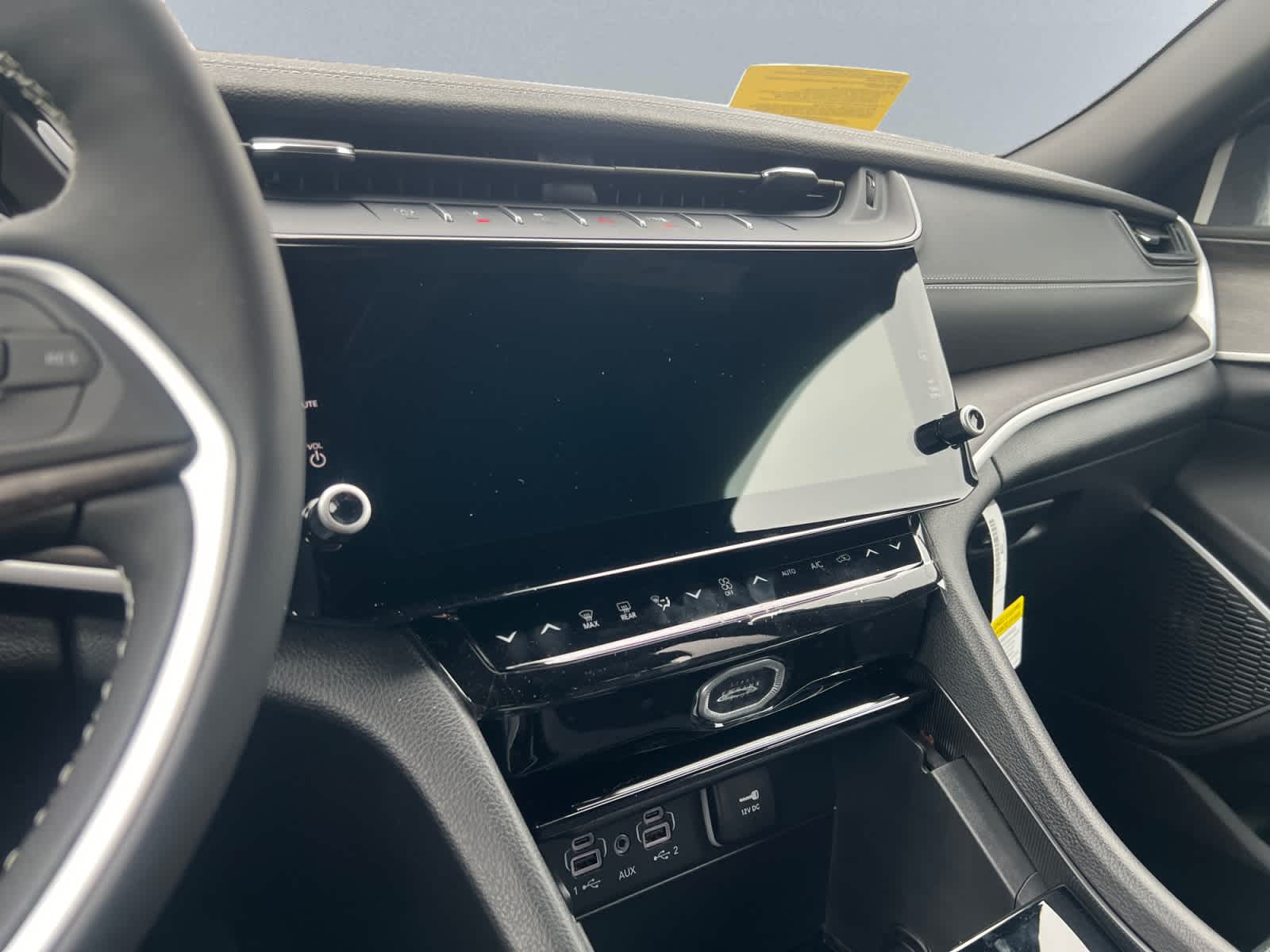 new 2026 Jeep Grand Cherokee car, priced at $49,750