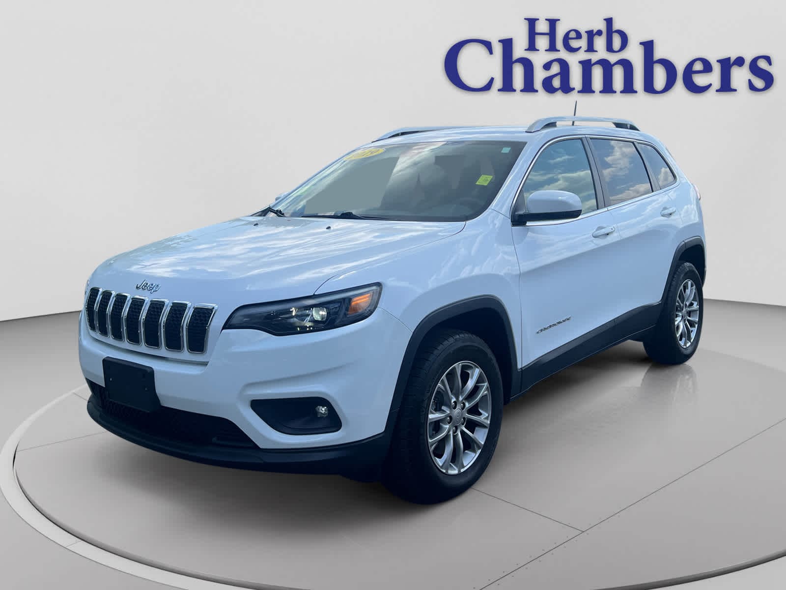 used 2019 Jeep Cherokee car, priced at $18,997