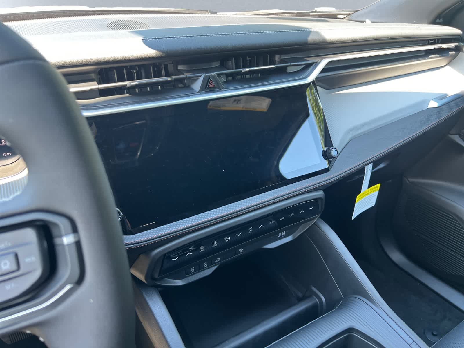 new 2026 Jeep Cherokee car, priced at $42,815