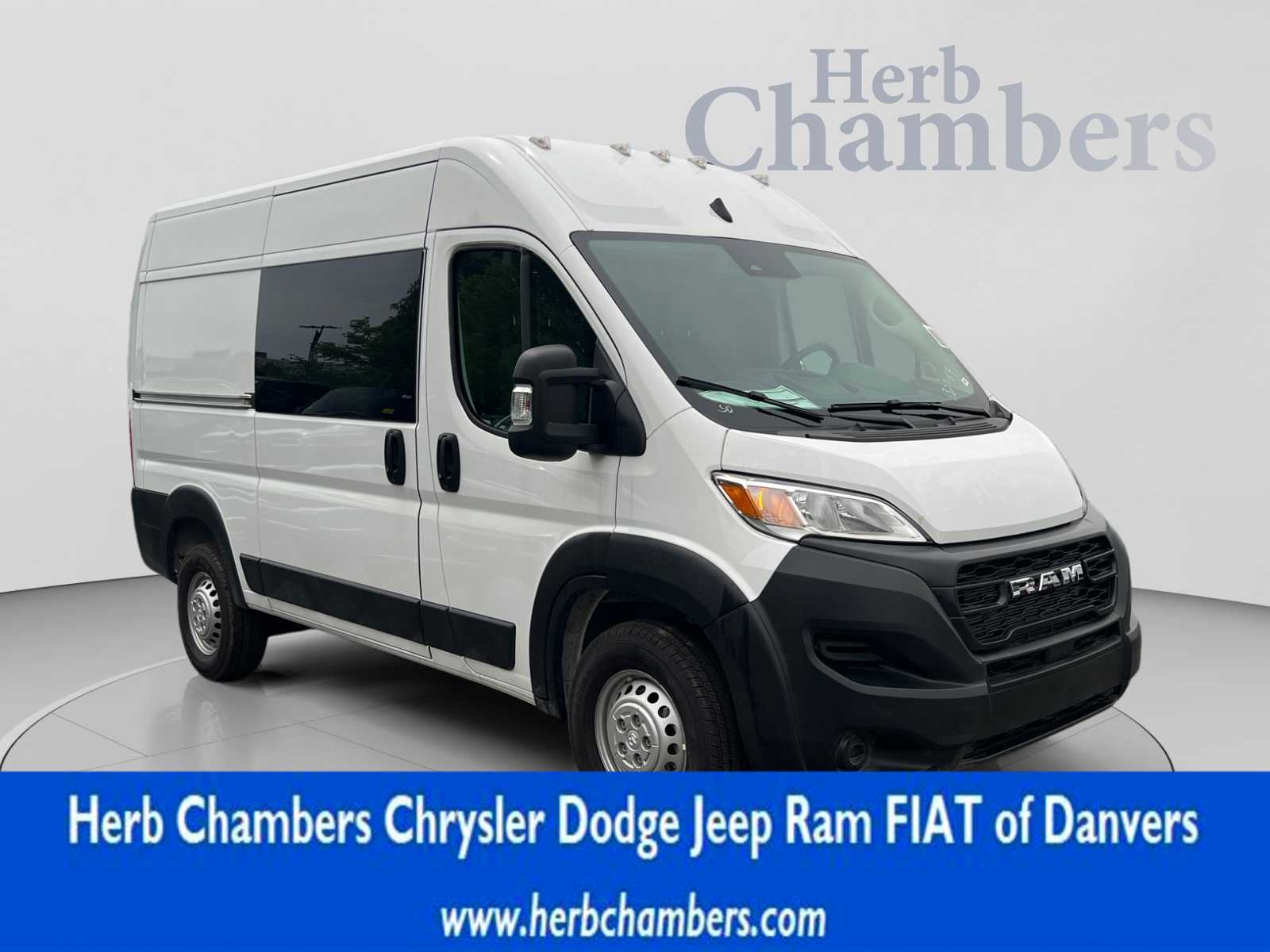 2026 RAM ProMaster Cargo Van Tradesman