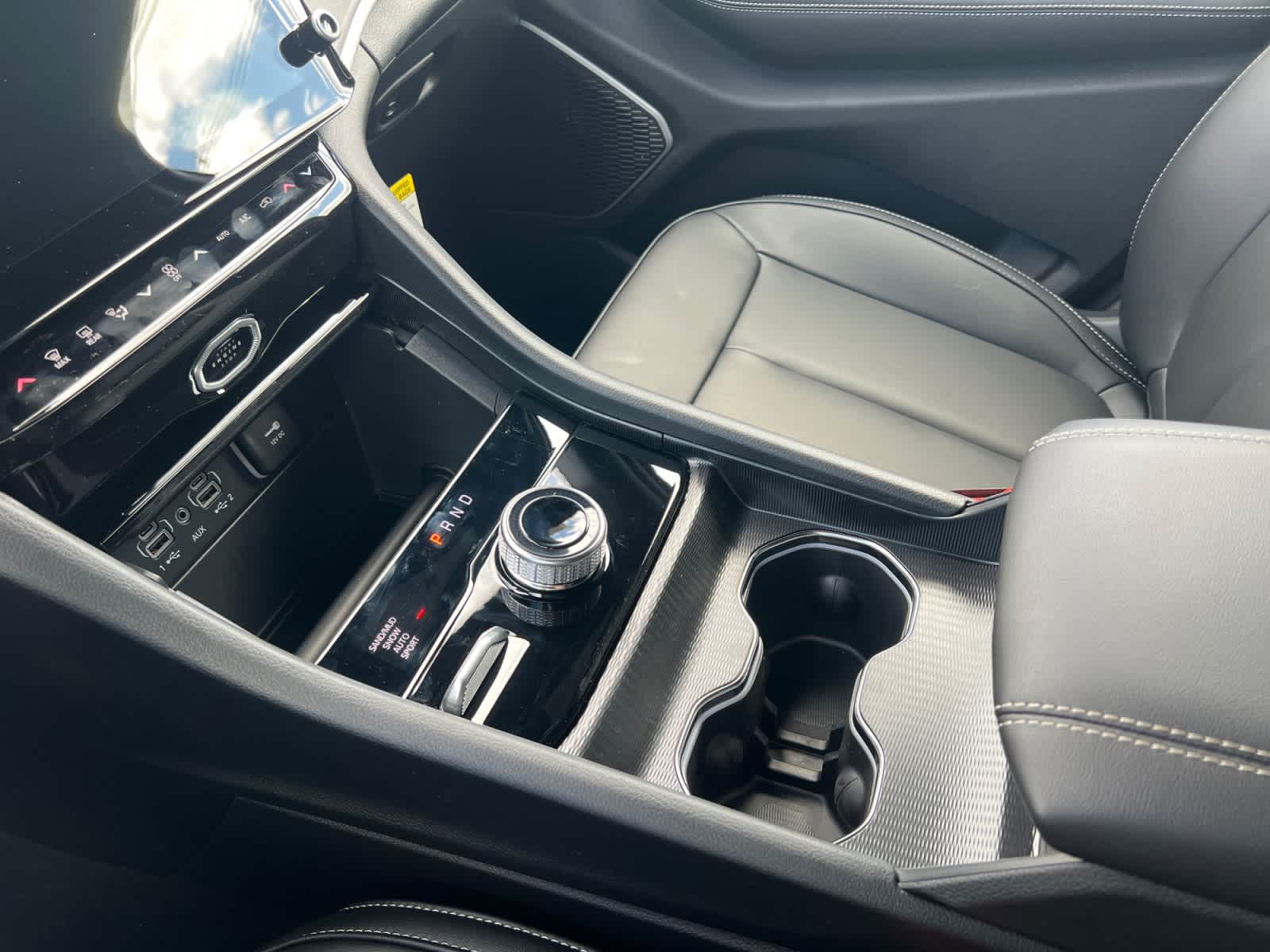 new 2026 Jeep Grand Cherokee car, priced at $49,155