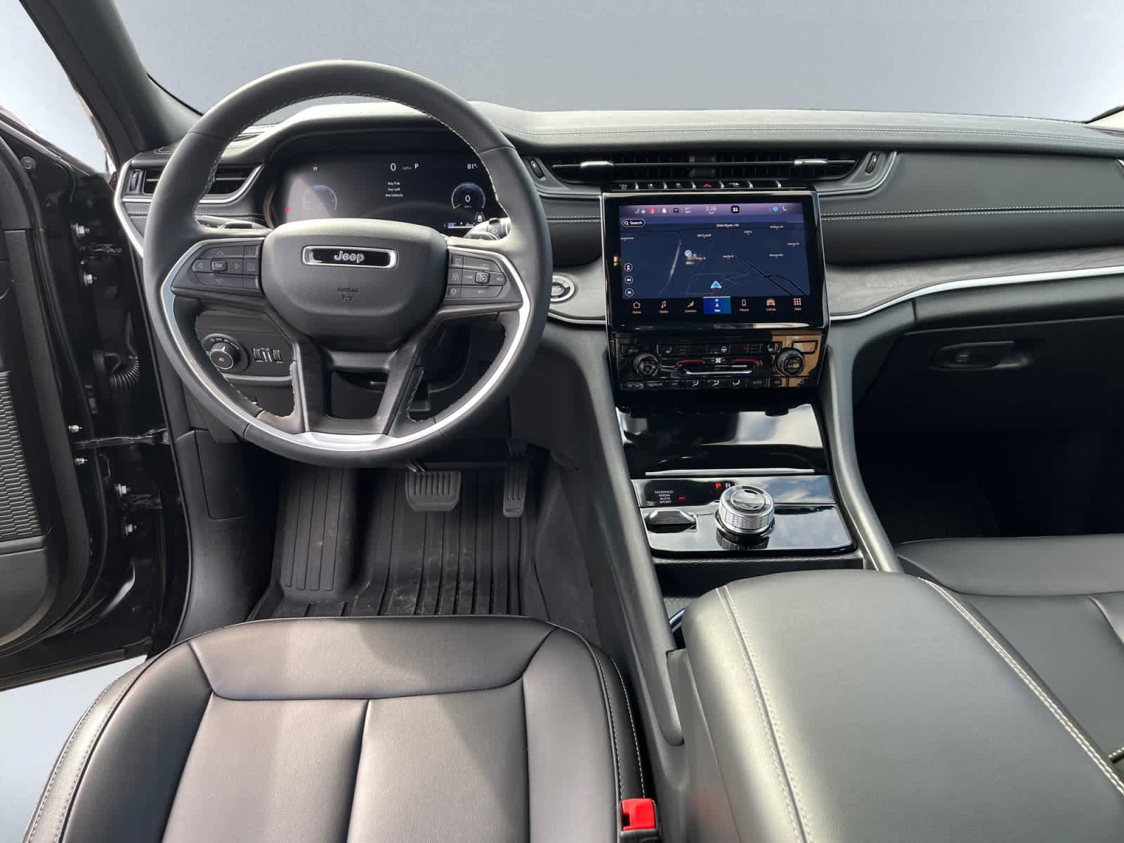 used 2025 Jeep Grand Cherokee L car, priced at $43,397