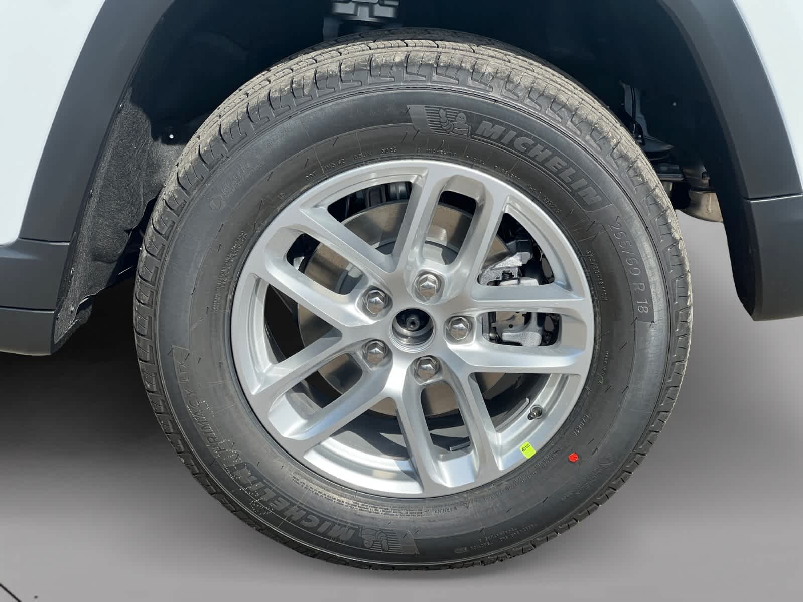 new 2025 Jeep Grand Cherokee car, priced at $38,180