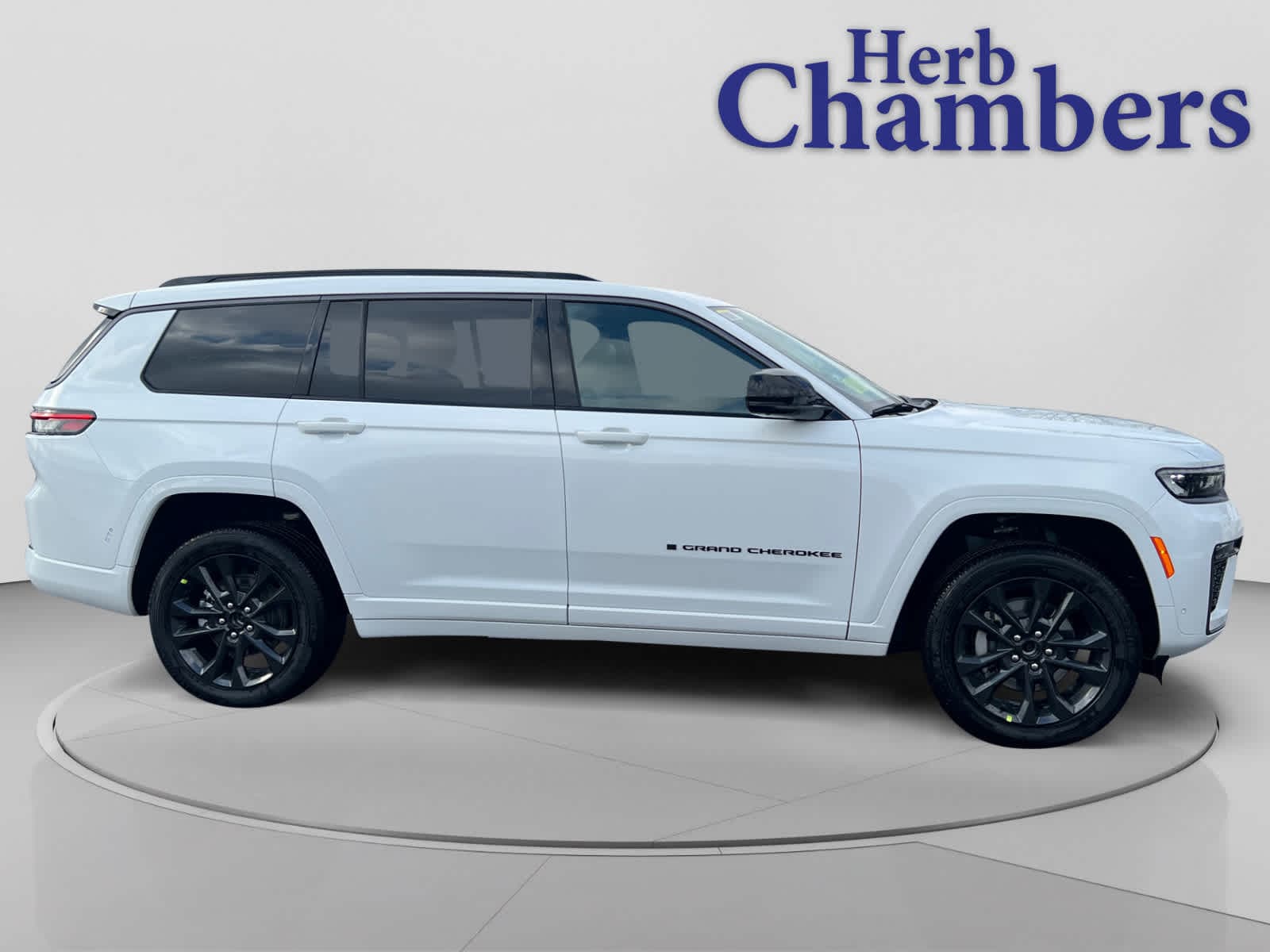 new 2026 Jeep Grand Cherokee car, priced at $55,625