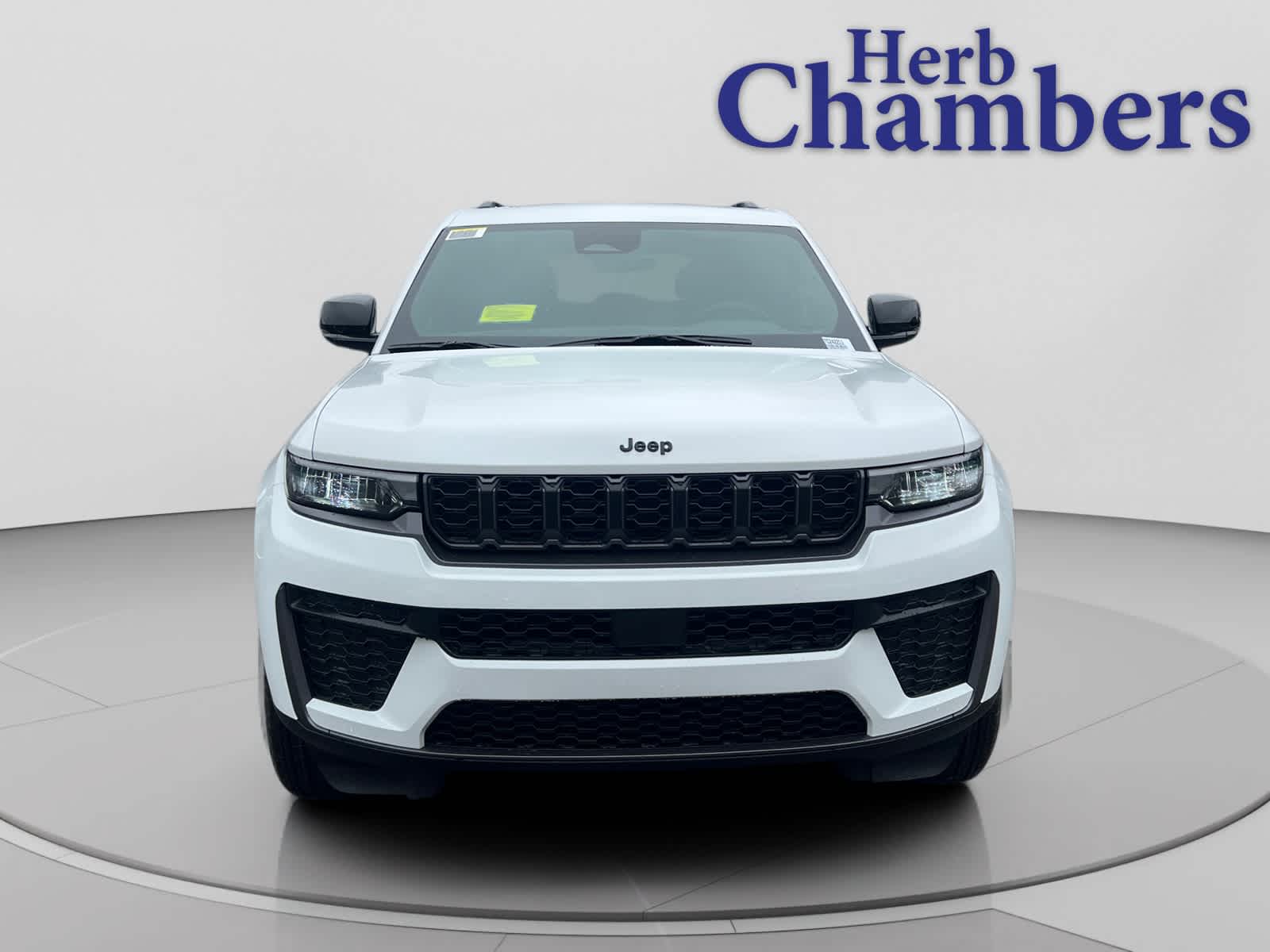 new 2026 Jeep Grand Cherokee car, priced at $47,575