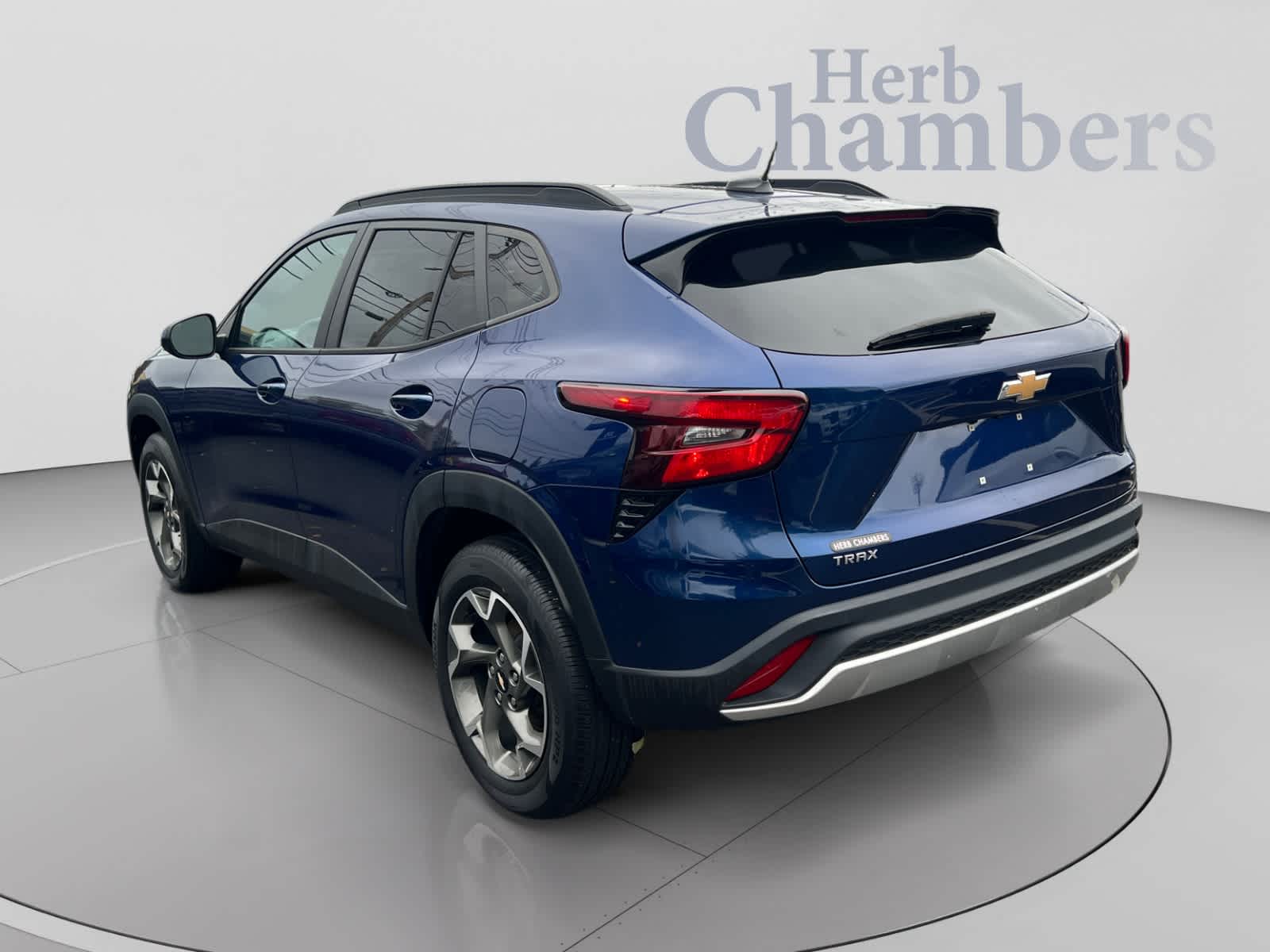 Used 2024 Chevrolet Trax LT SUV