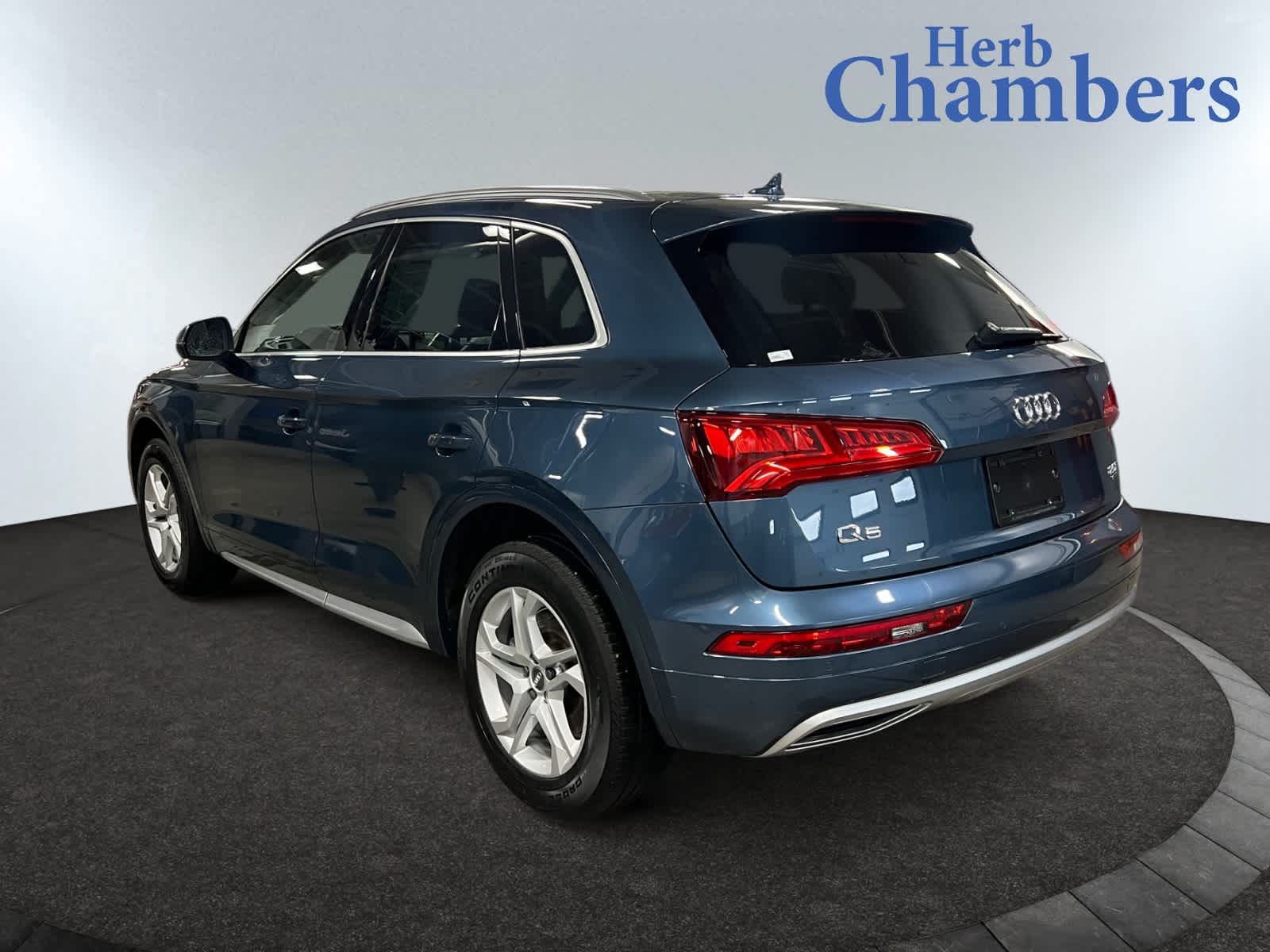 2018 Audi Q5 Premium Plus photo 3