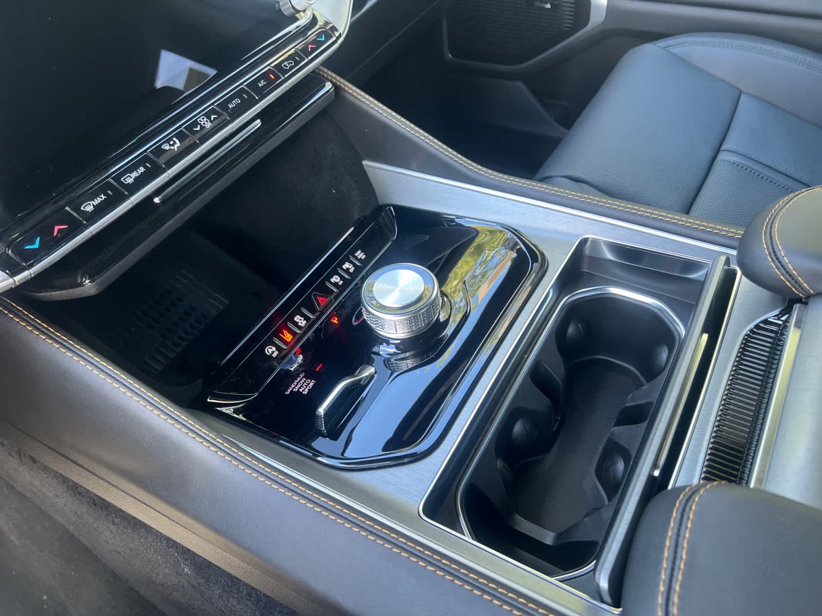new 2026 Jeep Grand Wagoneer car, priced at $78,705
