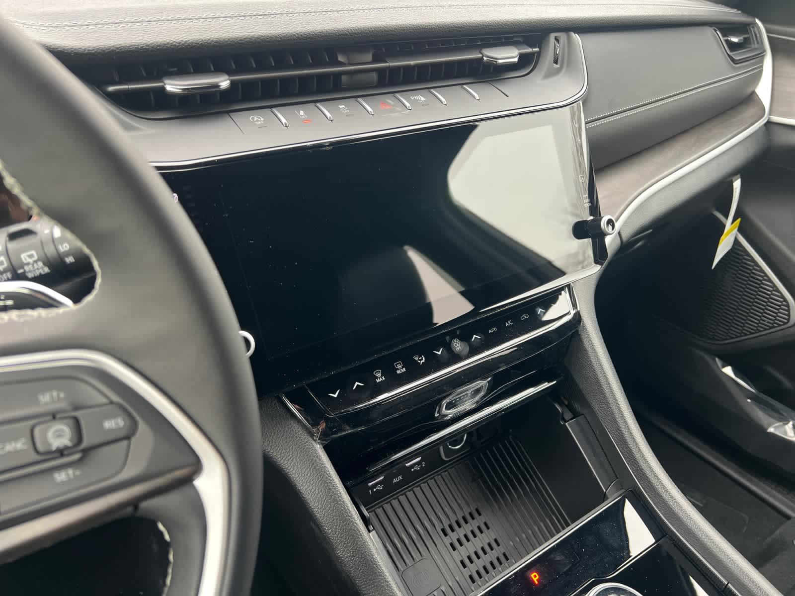 new 2026 Jeep Grand Cherokee car, priced at $55,800