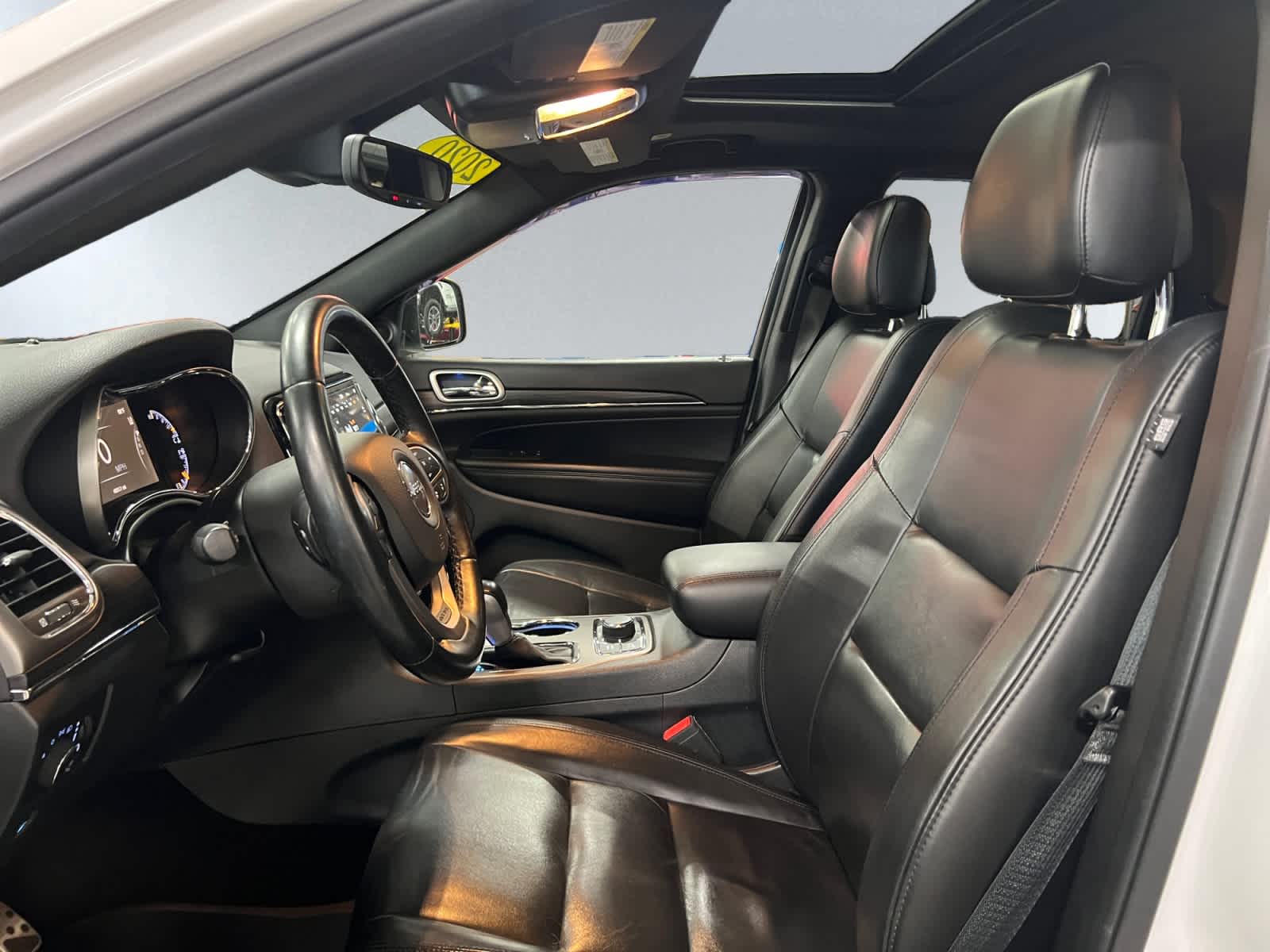 used 2020 Jeep Grand Cherokee car, priced at $24,197