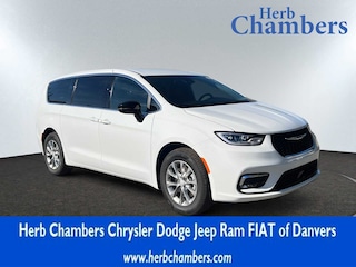 2026 Chrysler Pacifica SELECT AWD Passenger Van