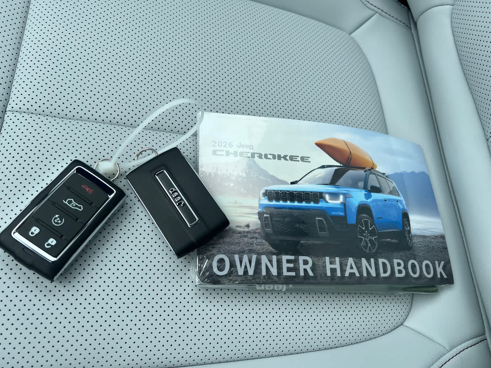 new 2026 Jeep Cherokee car, priced at $43,815