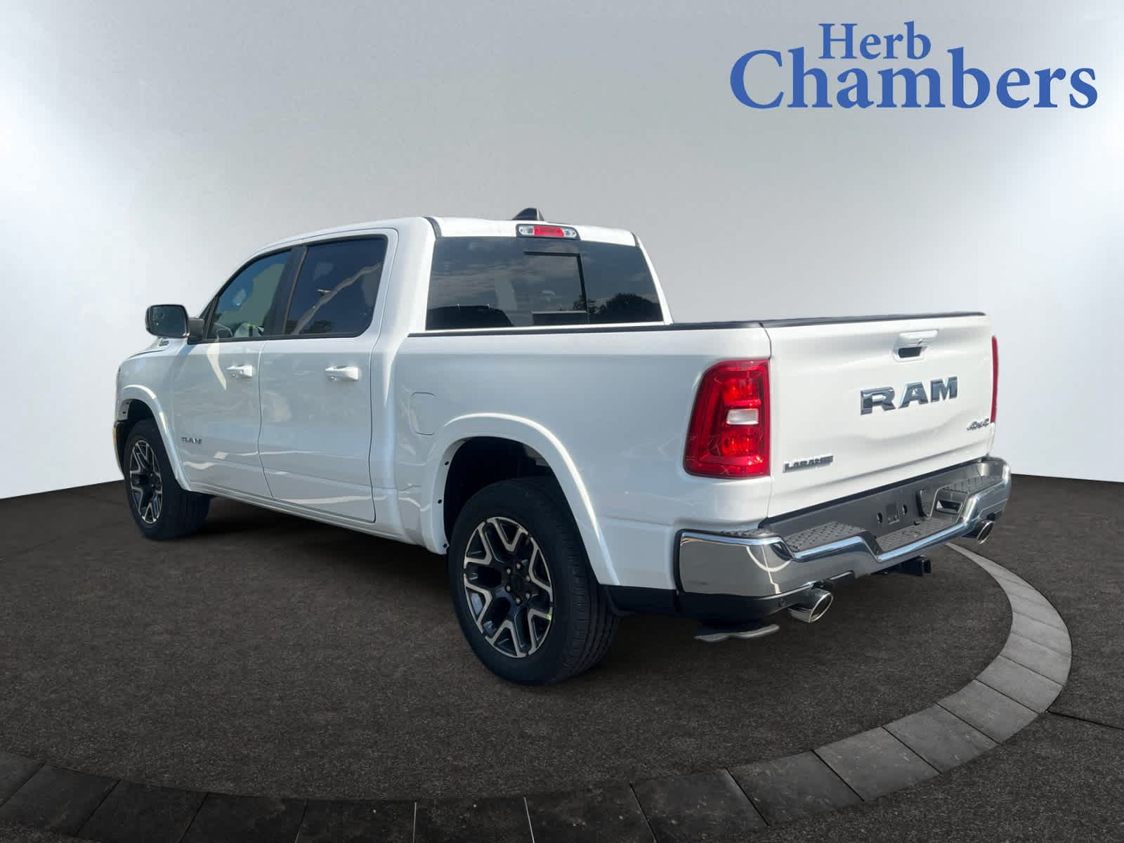 2026 Ram 1500 Laramie photo 3