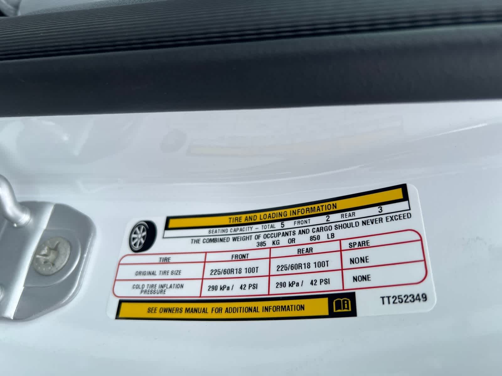 new 2026 Jeep Cherokee car, priced at $43,815