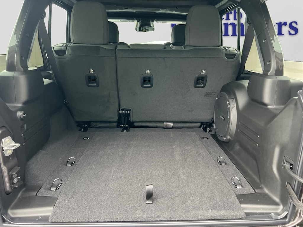 New 2026 Jeep Wrangler 4-DOOR WILLYS Sport Utility