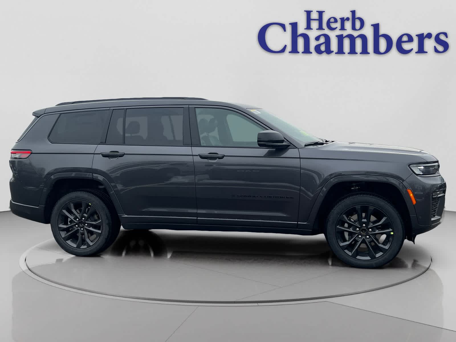 new 2026 Jeep Grand Cherokee car, priced at $55,800