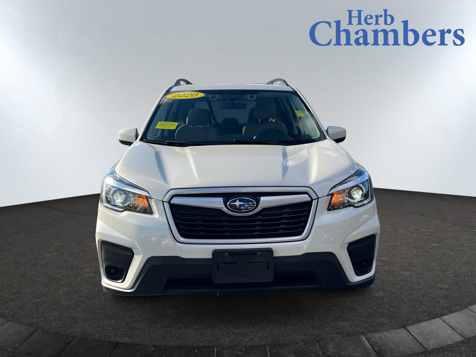 2020 Subaru Forester Premium photo 2