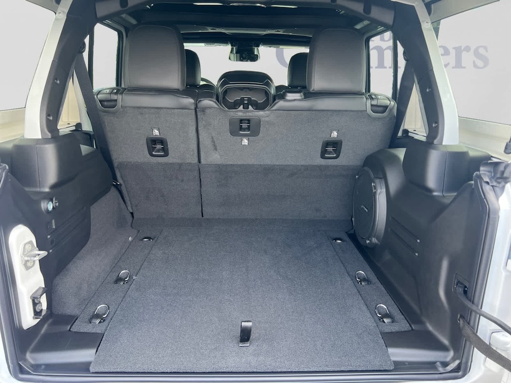 New 2026 Jeep Wrangler 4-DOOR SAHARA Sport Utility