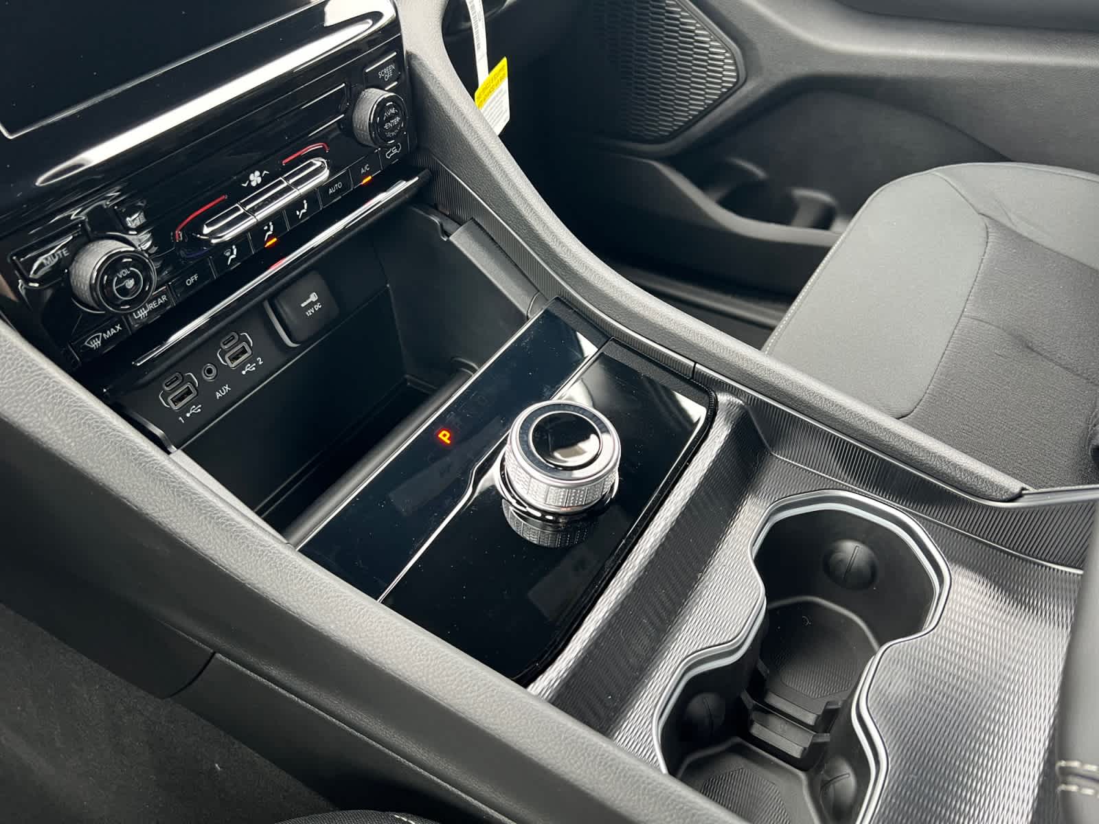 new 2025 Jeep Grand Cherokee car, priced at $39,575