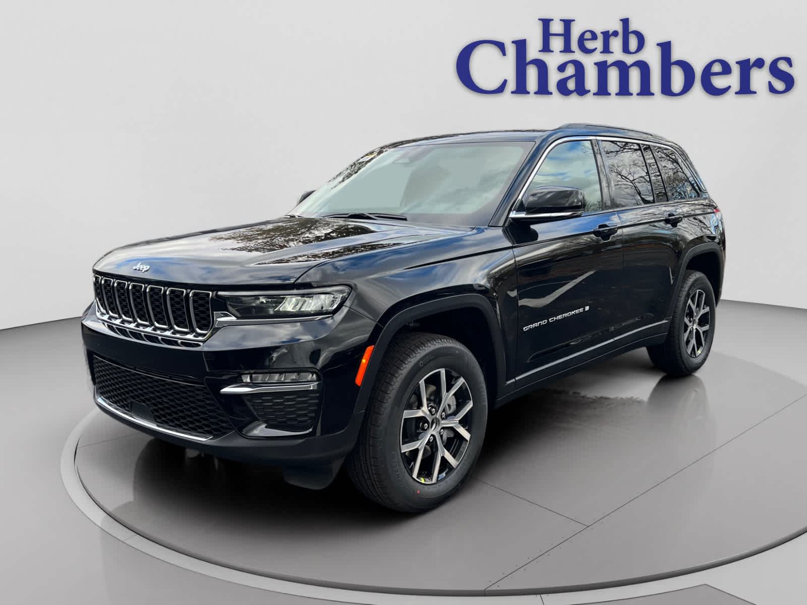 new 2025 Jeep Grand Cherokee car, priced at $47,405
