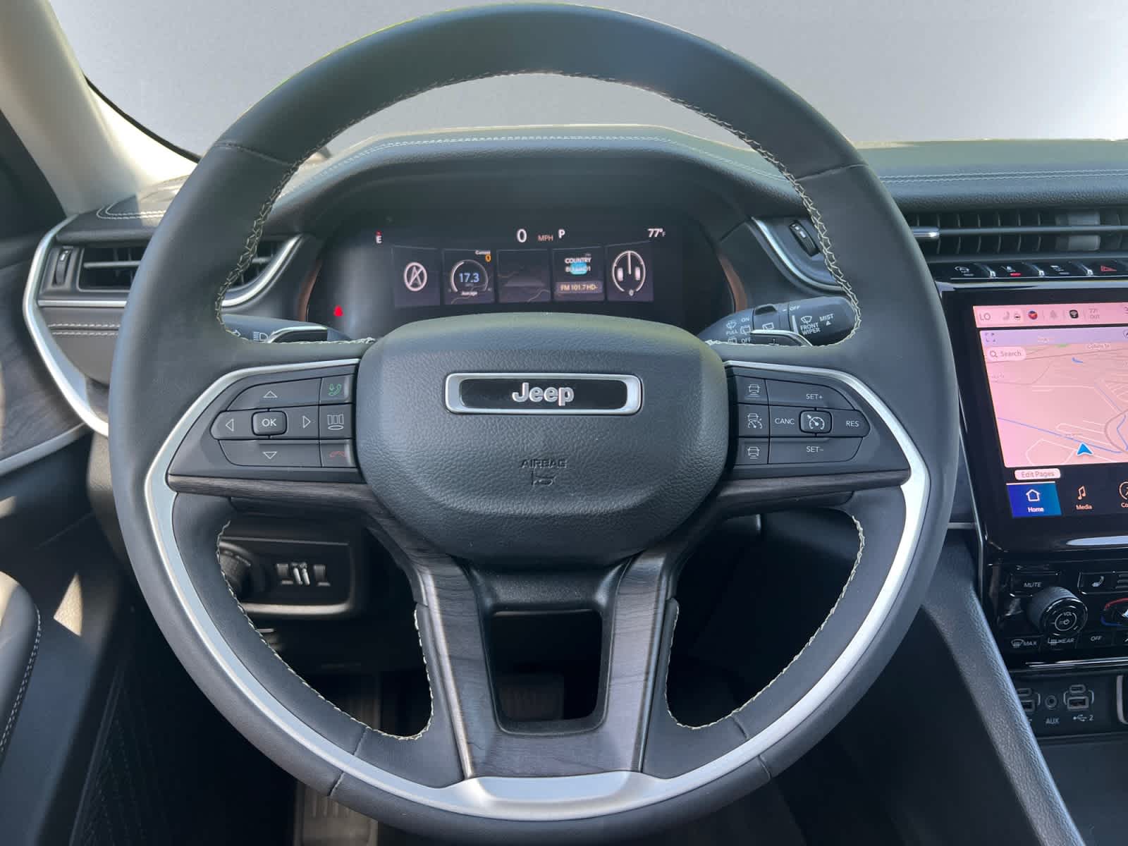 used 2023 Jeep Grand Cherokee car, priced at $32,097