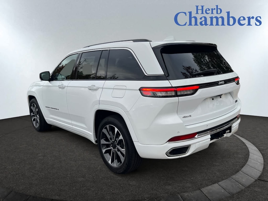 Used 2023 Jeep Grand Cherokee Overland SUV