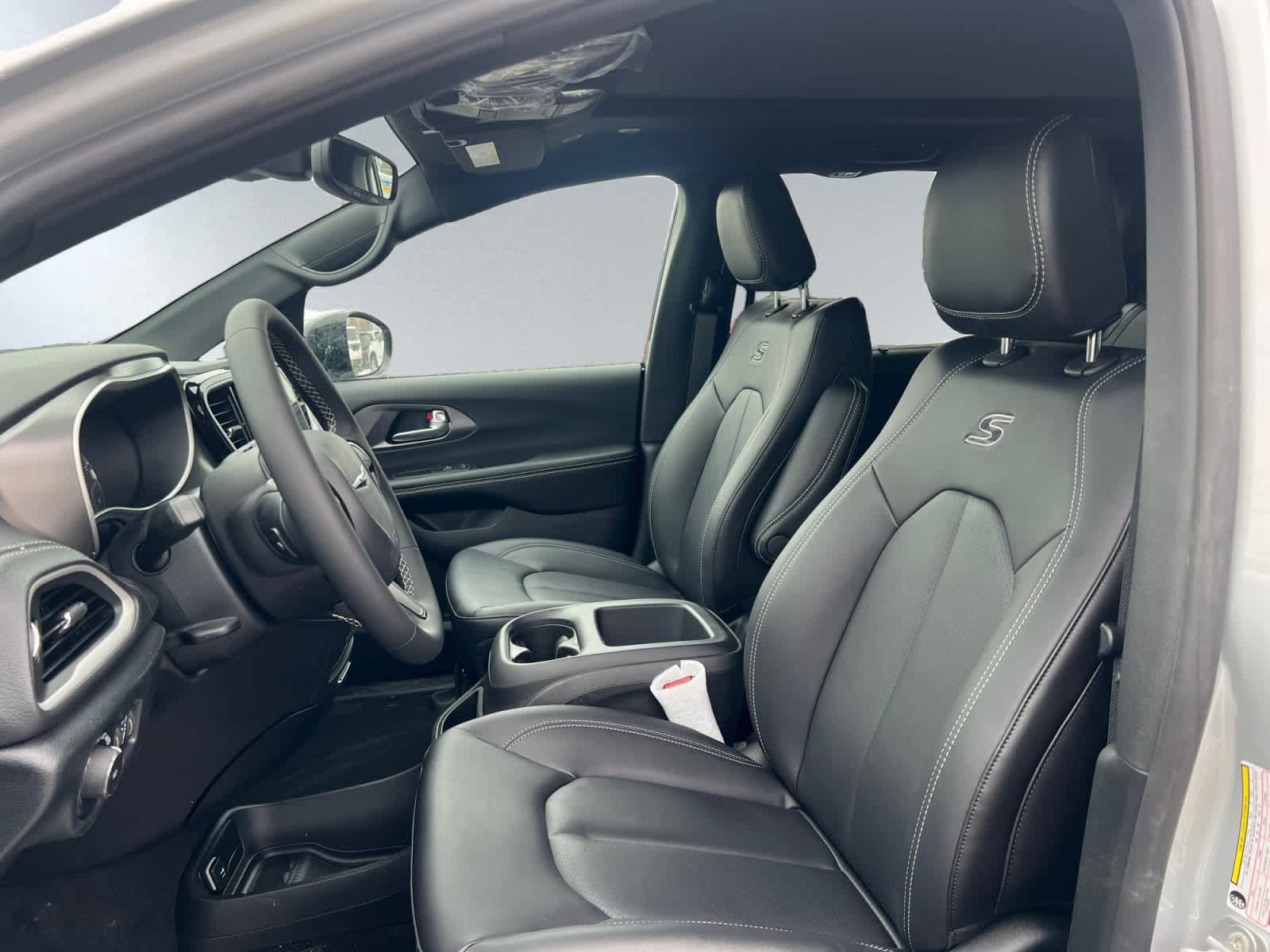 new 2026 Chrysler Pacifica car, priced at $53,845