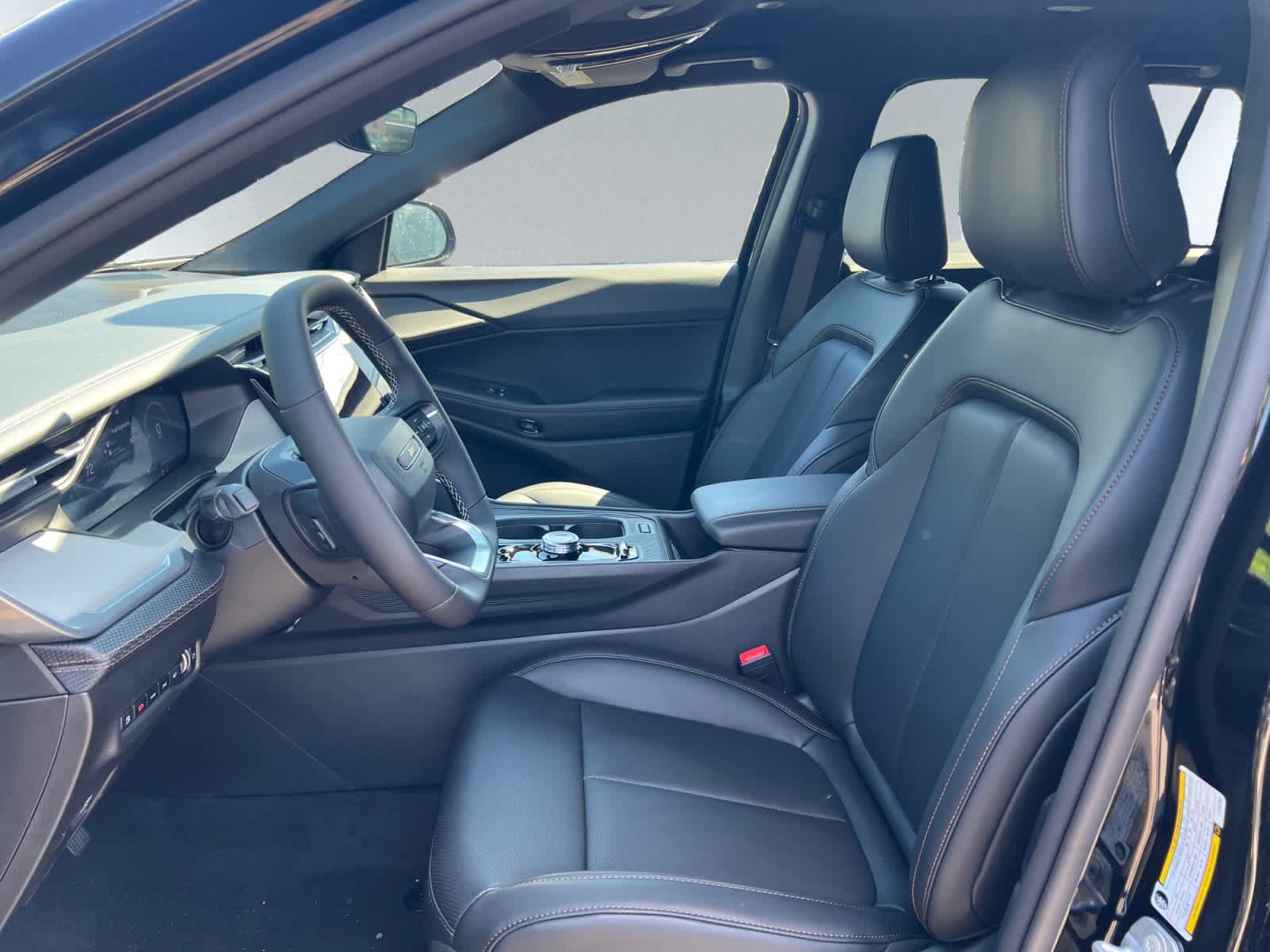 new 2026 Jeep Cherokee car, priced at $42,815