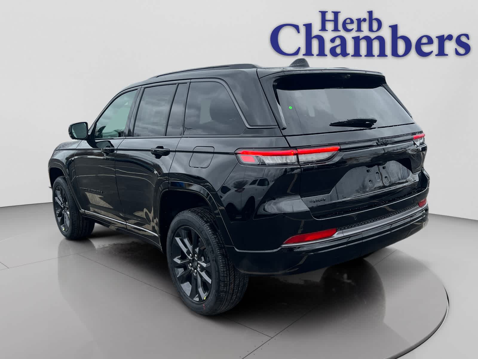 new 2026 Jeep Grand Cherokee car, priced at $53,225