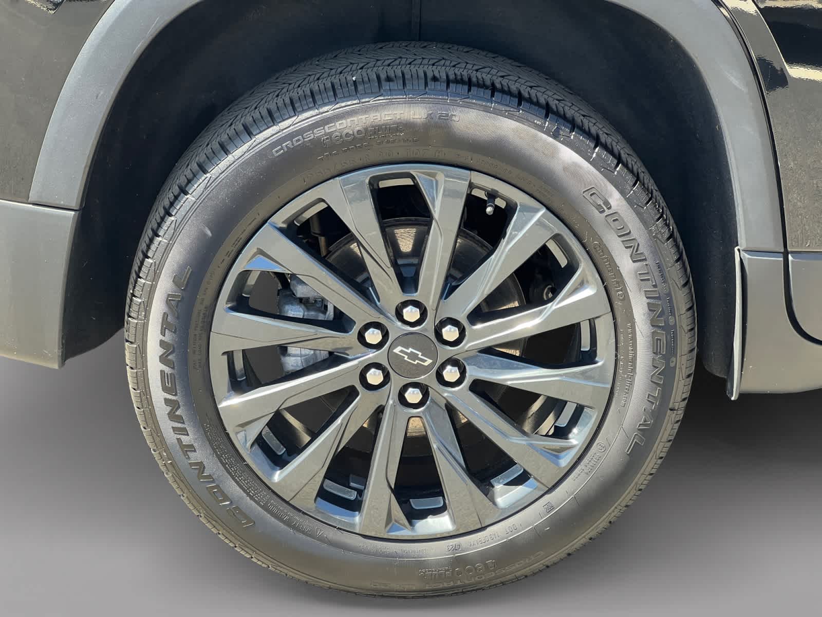 used 2024 Chevrolet Traverse Limited car, priced at $40,497