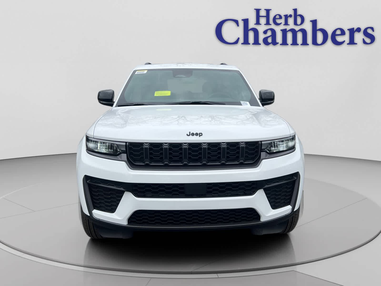 new 2026 Jeep Grand Cherokee car, priced at $48,155