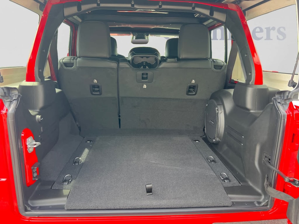 New 2026 Jeep Wrangler 4-DOOR SAHARA Sport Utility
