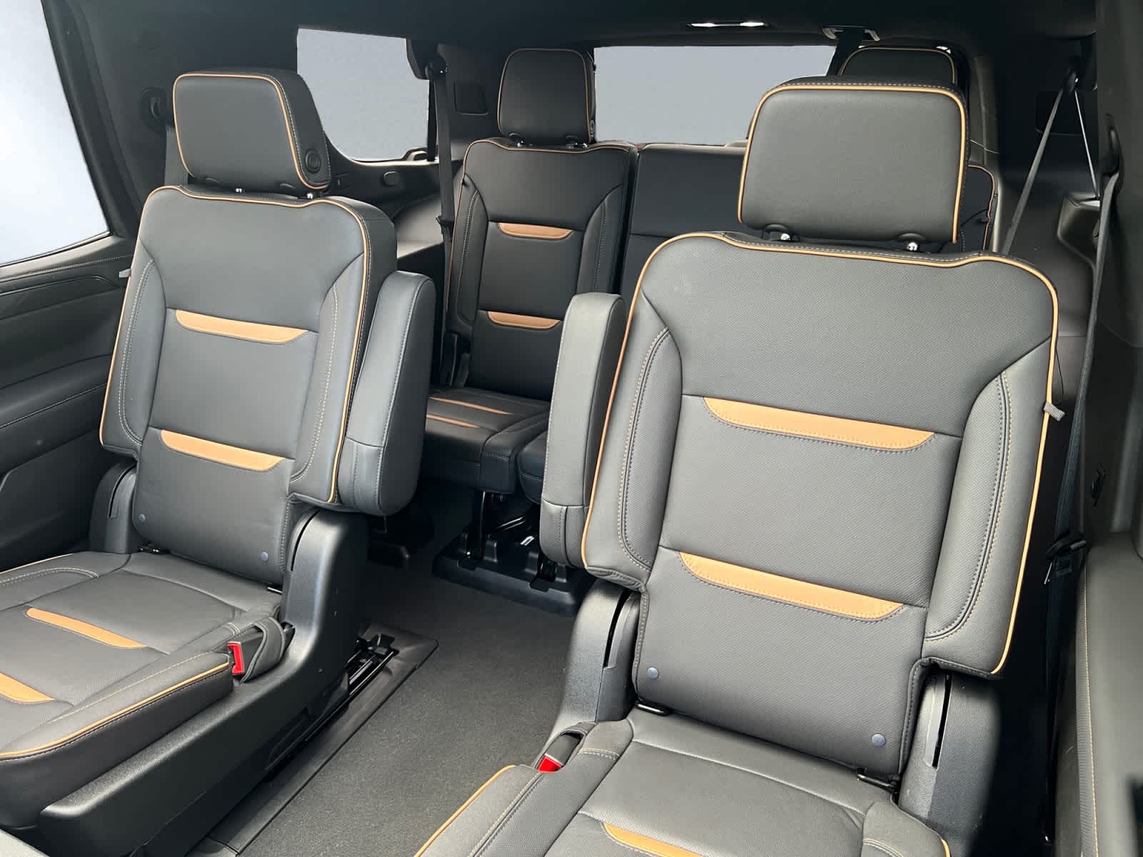 used 2023 GMC Yukon car, priced at $60,497