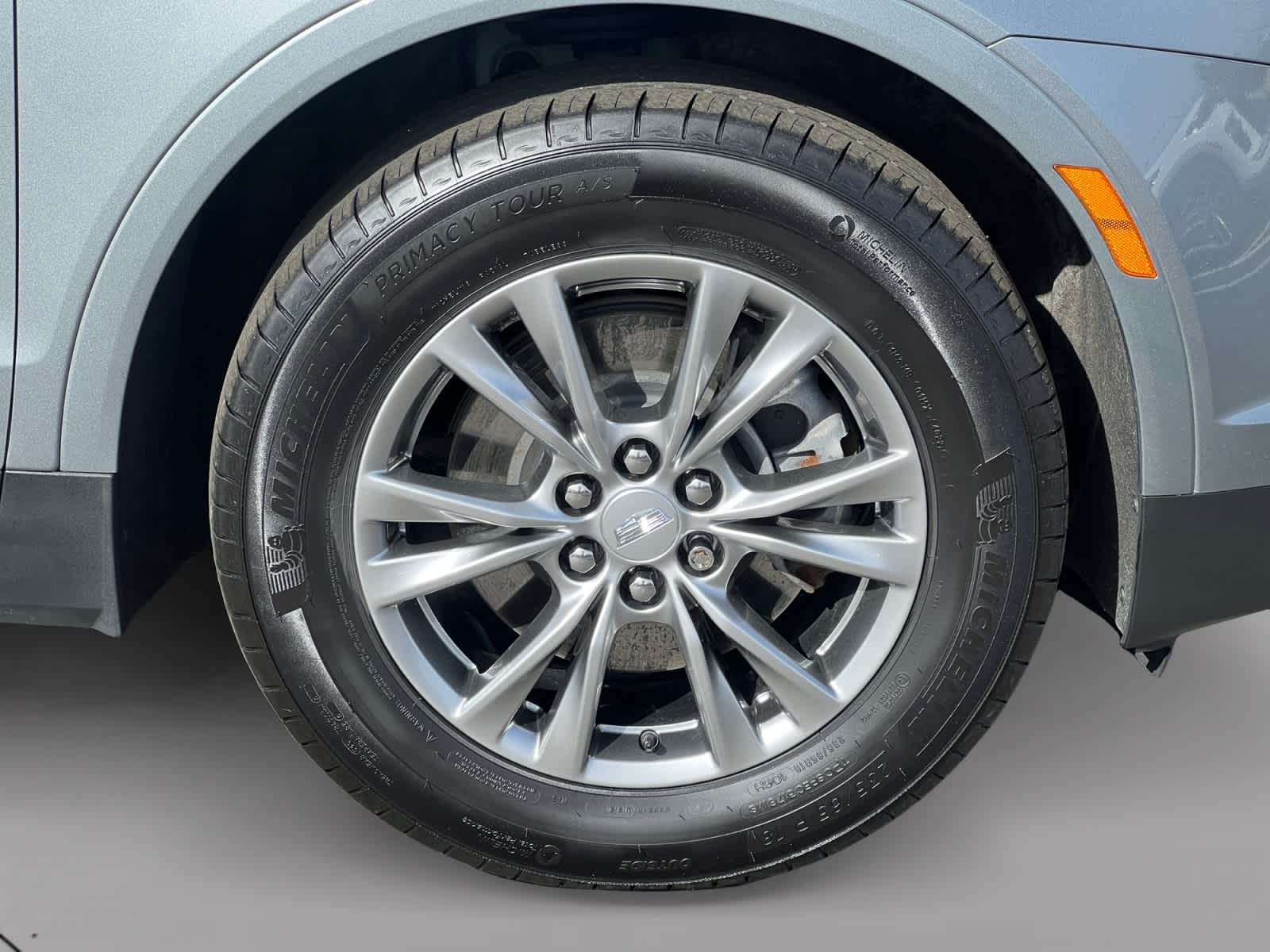 used 2023 Cadillac XT5 car, priced at $32,497