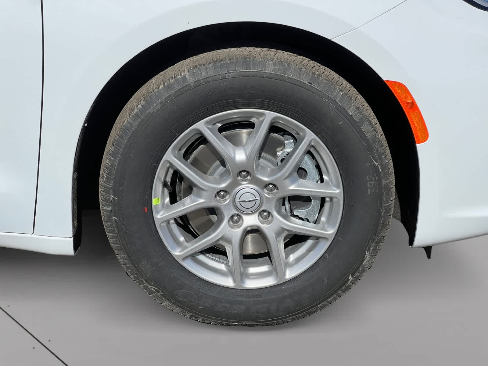 new 2026 Chrysler Pacifica car, priced at $46,665