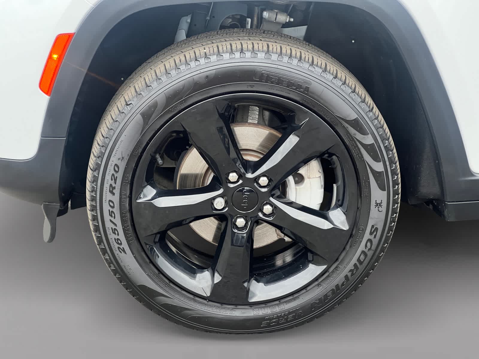 used 2023 Jeep Grand Cherokee car, priced at $34,497