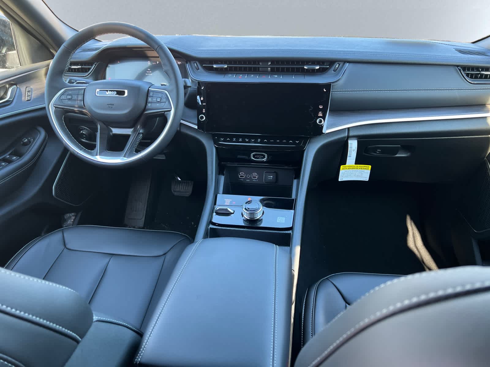 new 2026 Jeep Grand Cherokee car, priced at $52,220