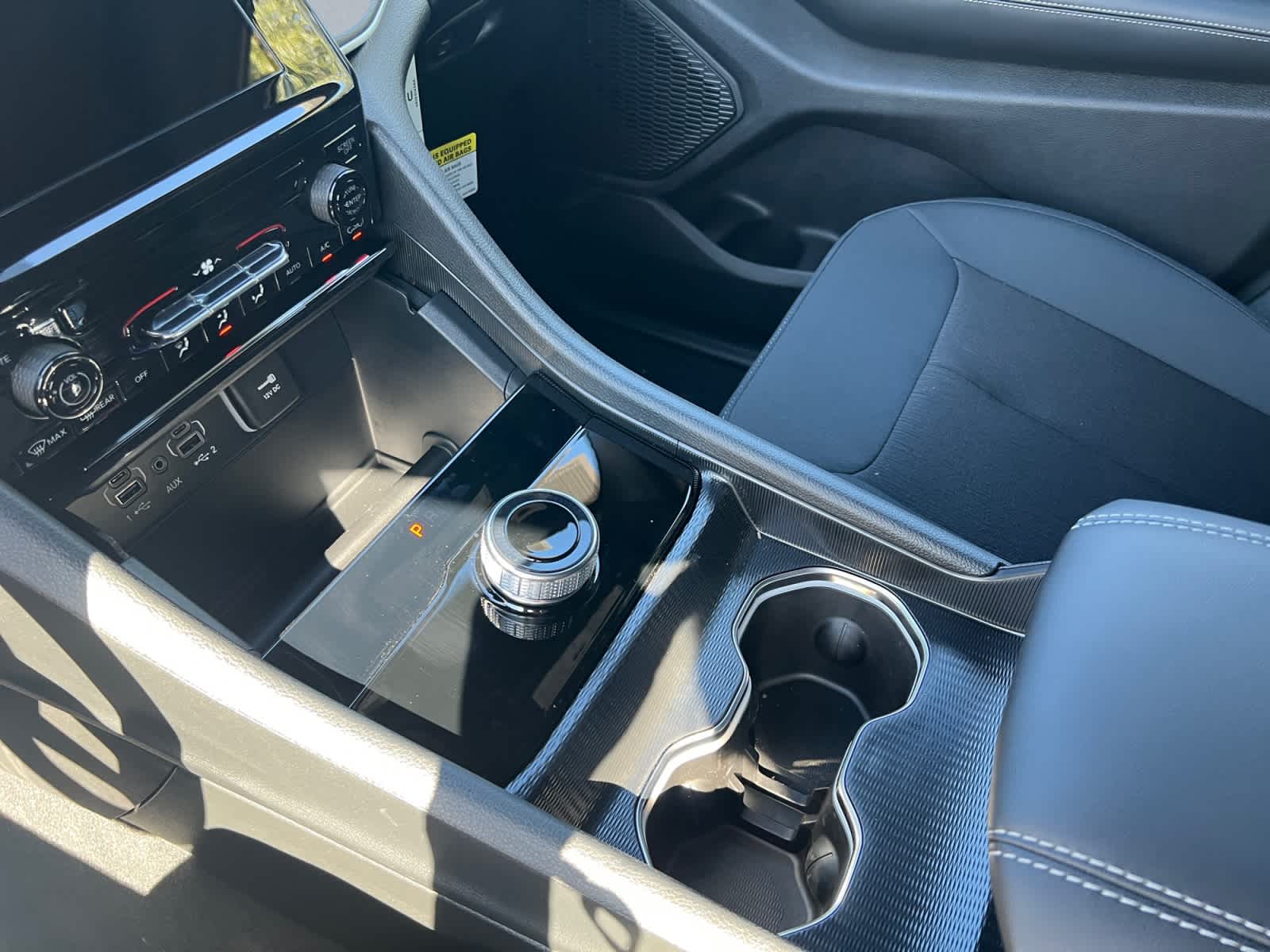 new 2025 Jeep Grand Cherokee car, priced at $38,775